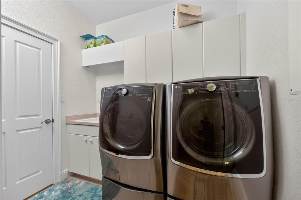 For Sale: $429,000 (3 beds, 2 baths, 2021 Square Feet)