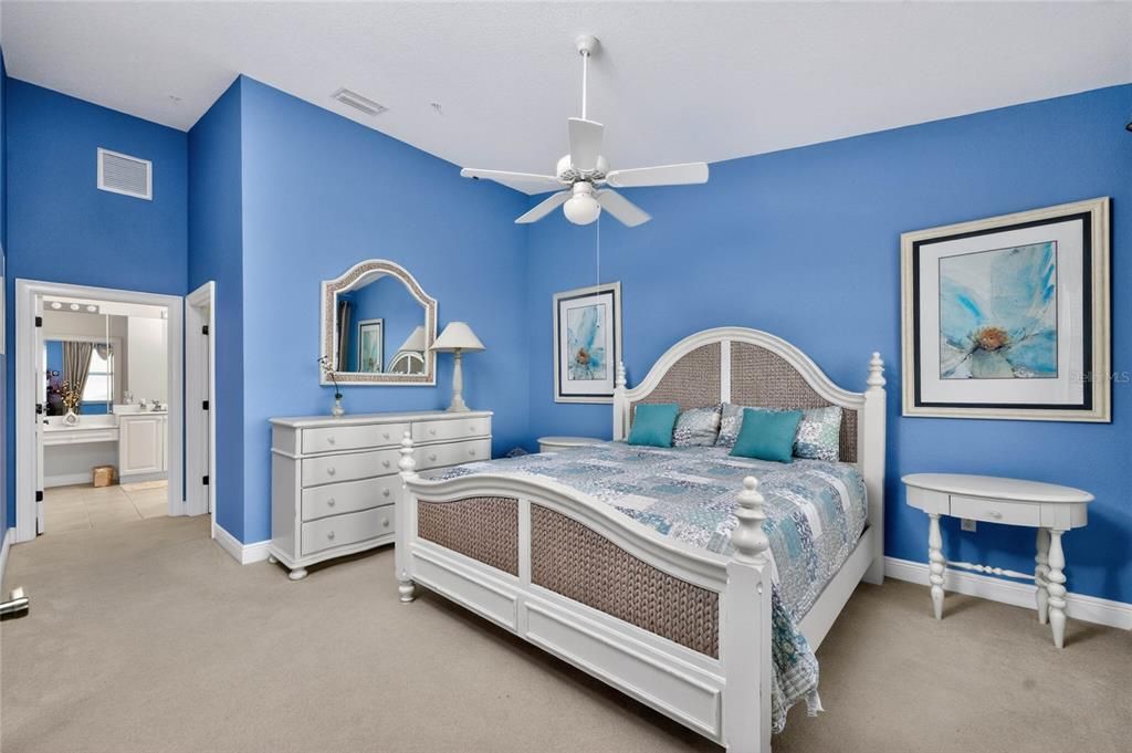 For Sale: $429,000 (3 beds, 2 baths, 2021 Square Feet)