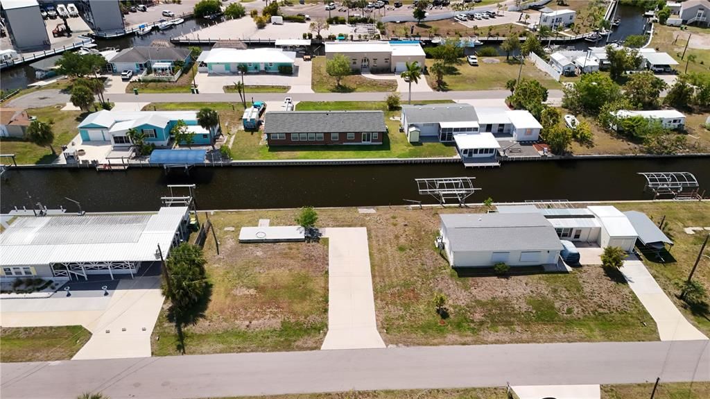 En Venta: $145,900 (0.19 acres)