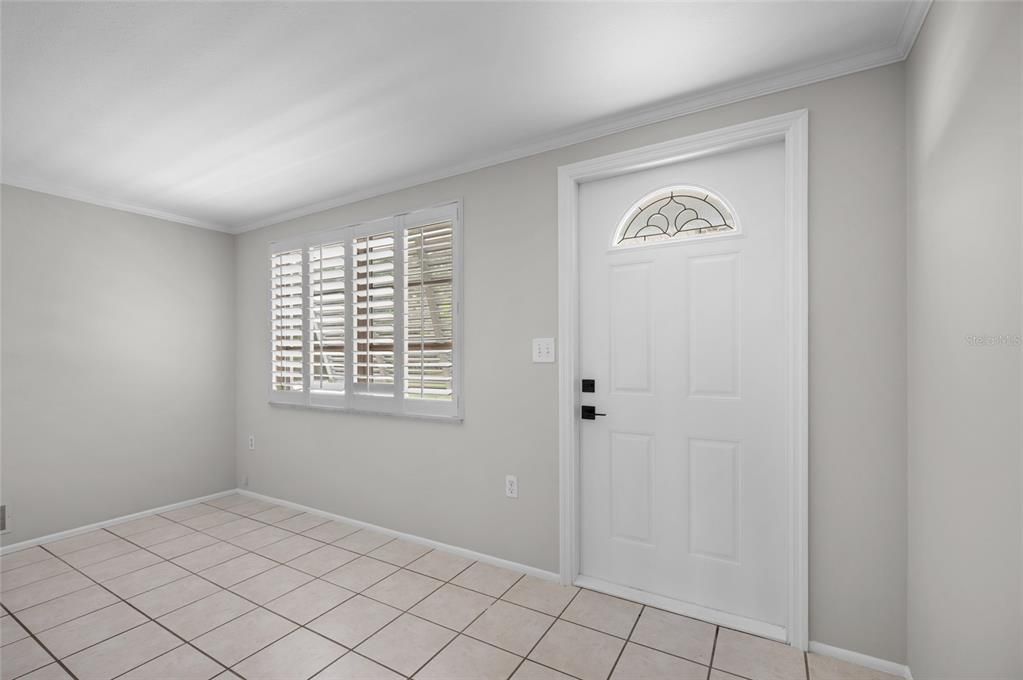 For Sale: $368,900 (2 beds, 2 baths, 1406 Square Feet)