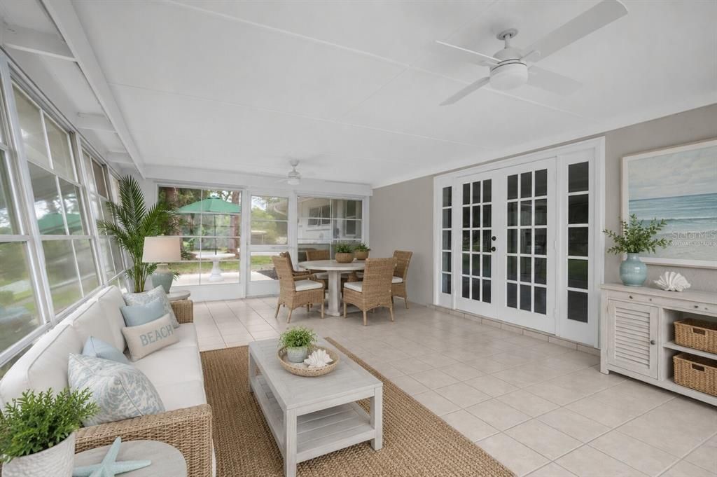 For Sale: $368,900 (2 beds, 2 baths, 1406 Square Feet)