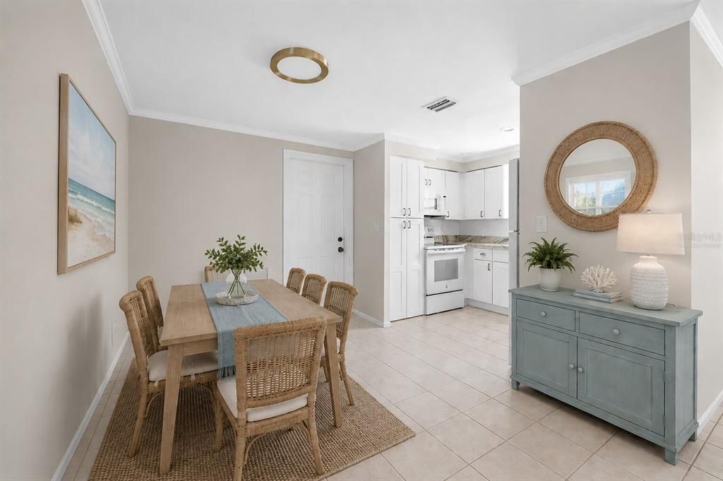 For Sale: $368,900 (2 beds, 2 baths, 1406 Square Feet)