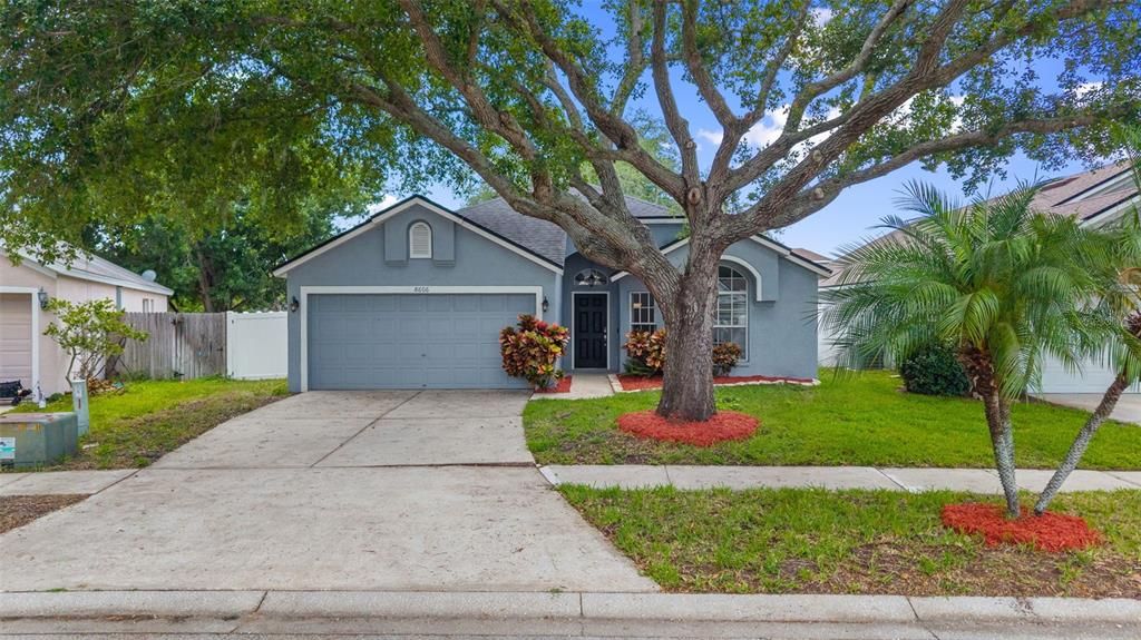 For Sale: $468,000 (3 beds, 2 baths, 1549 Square Feet)