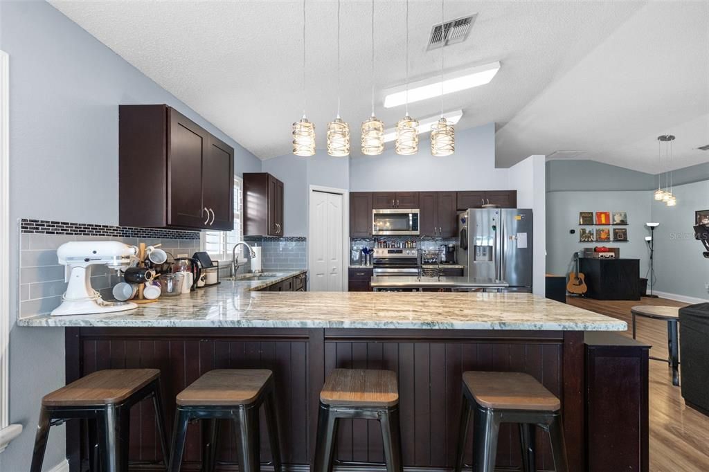 For Sale: $468,000 (3 beds, 2 baths, 1549 Square Feet)