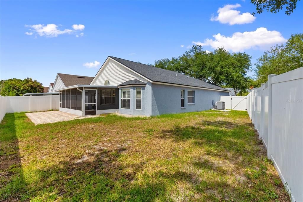 For Sale: $468,000 (3 beds, 2 baths, 1549 Square Feet)