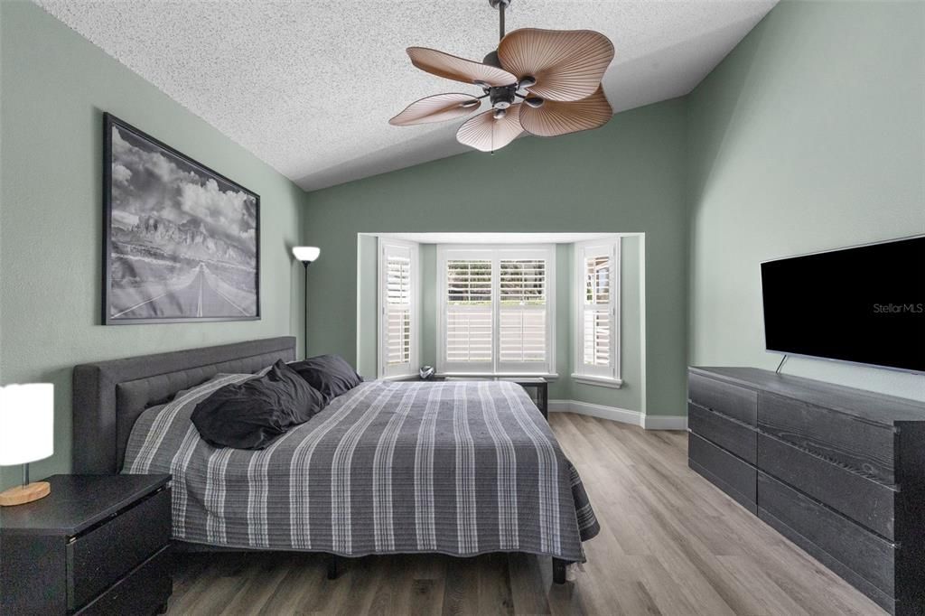 For Sale: $468,000 (3 beds, 2 baths, 1549 Square Feet)