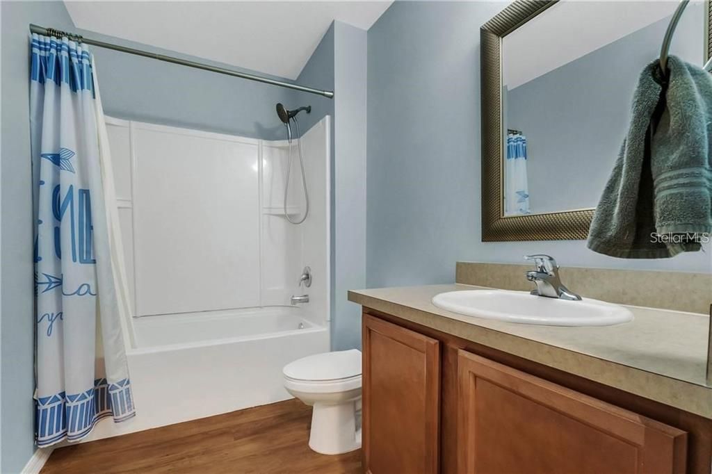 For Sale: $259,990 (3 beds, 2 baths, 1144 Square Feet)