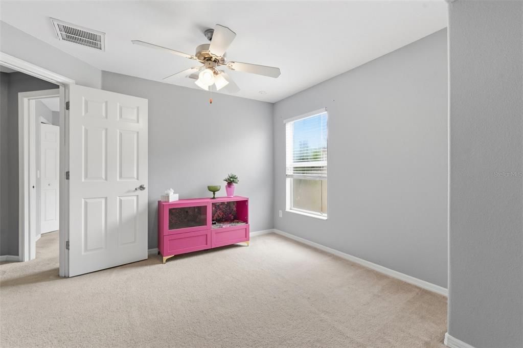 For Sale: $379,900 (4 beds, 2 baths, 1863 Square Feet)