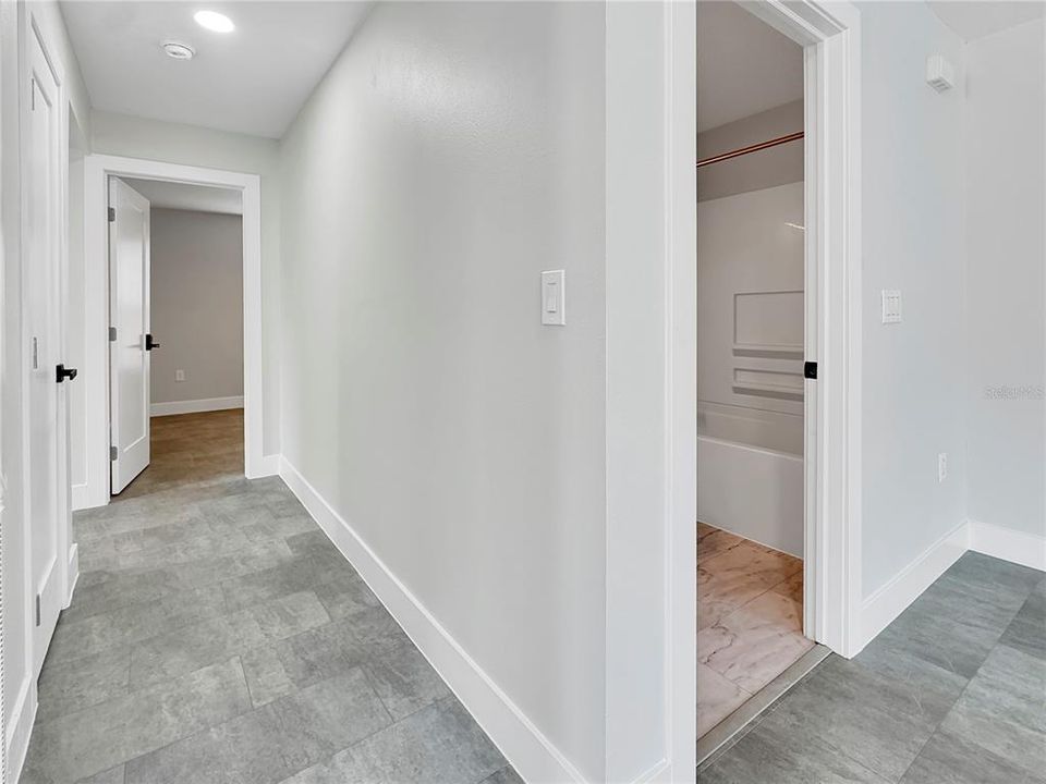 En Renta: $3,500 (5 camas, 4 baños, 2592 Pies cuadrados)