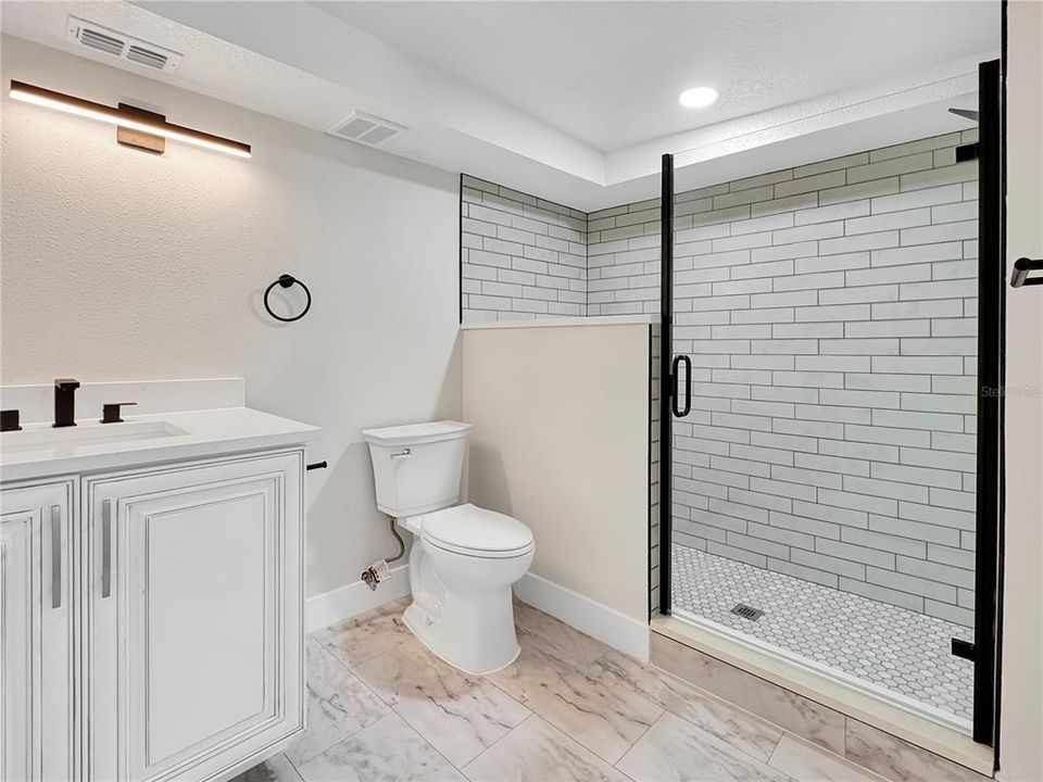 En Renta: $3,500 (5 camas, 4 baños, 2592 Pies cuadrados)