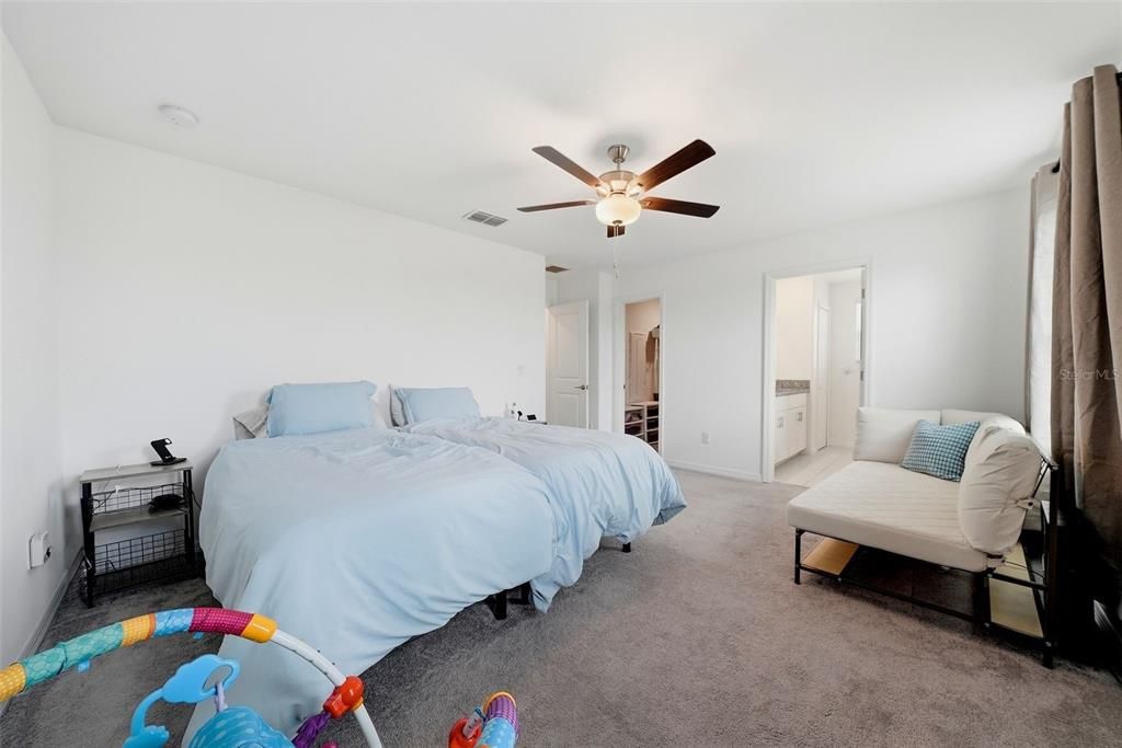 For Sale: $347,000 (4 beds, 2 baths, 1764 Square Feet)