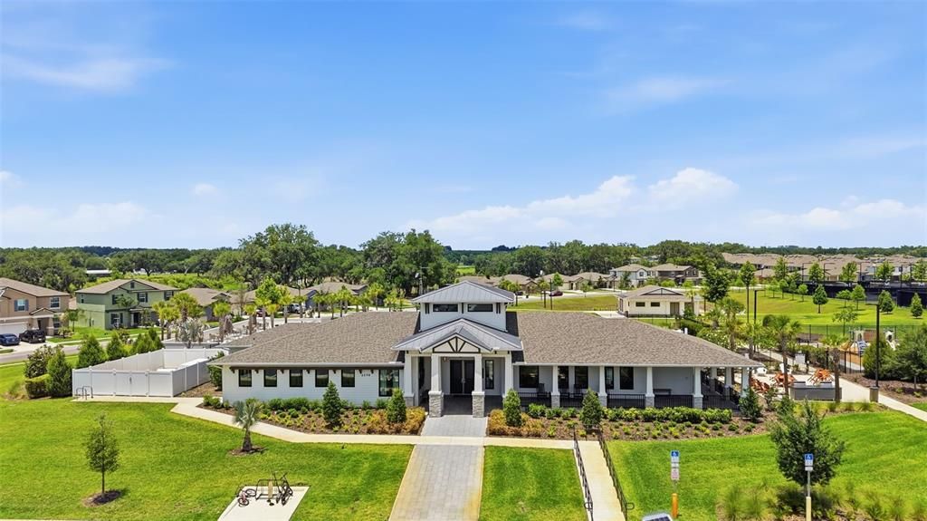For Sale: $347,000 (4 beds, 2 baths, 1764 Square Feet)