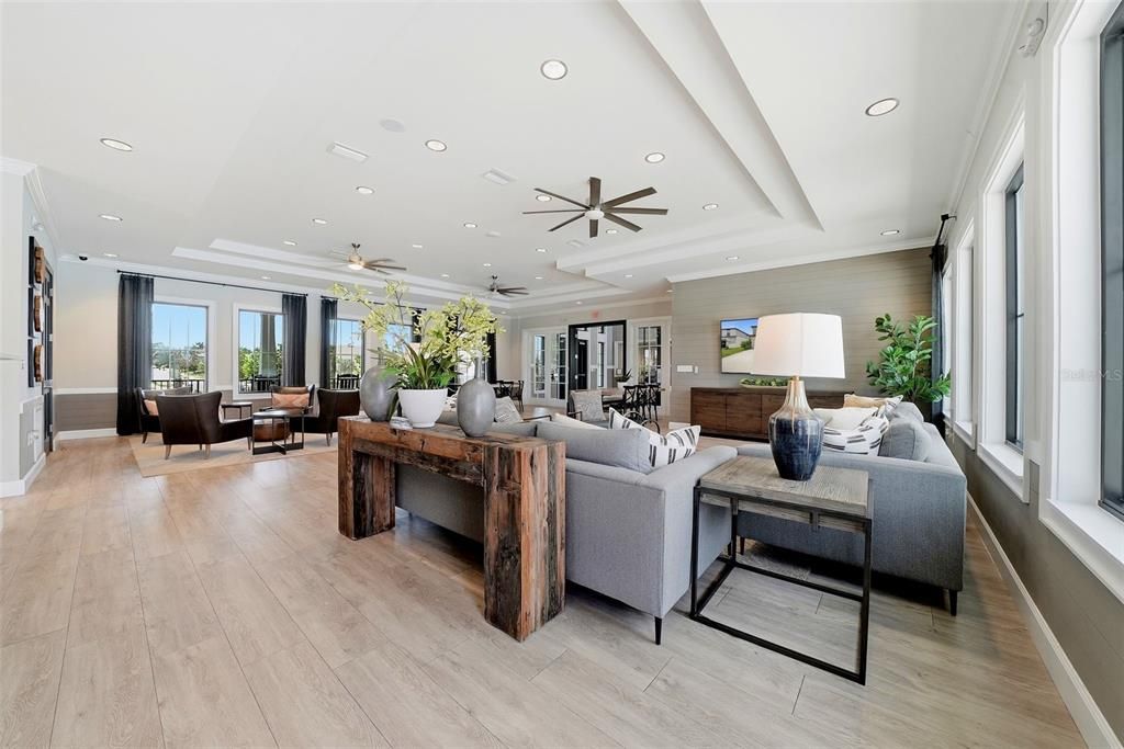 For Sale: $347,000 (4 beds, 2 baths, 1764 Square Feet)