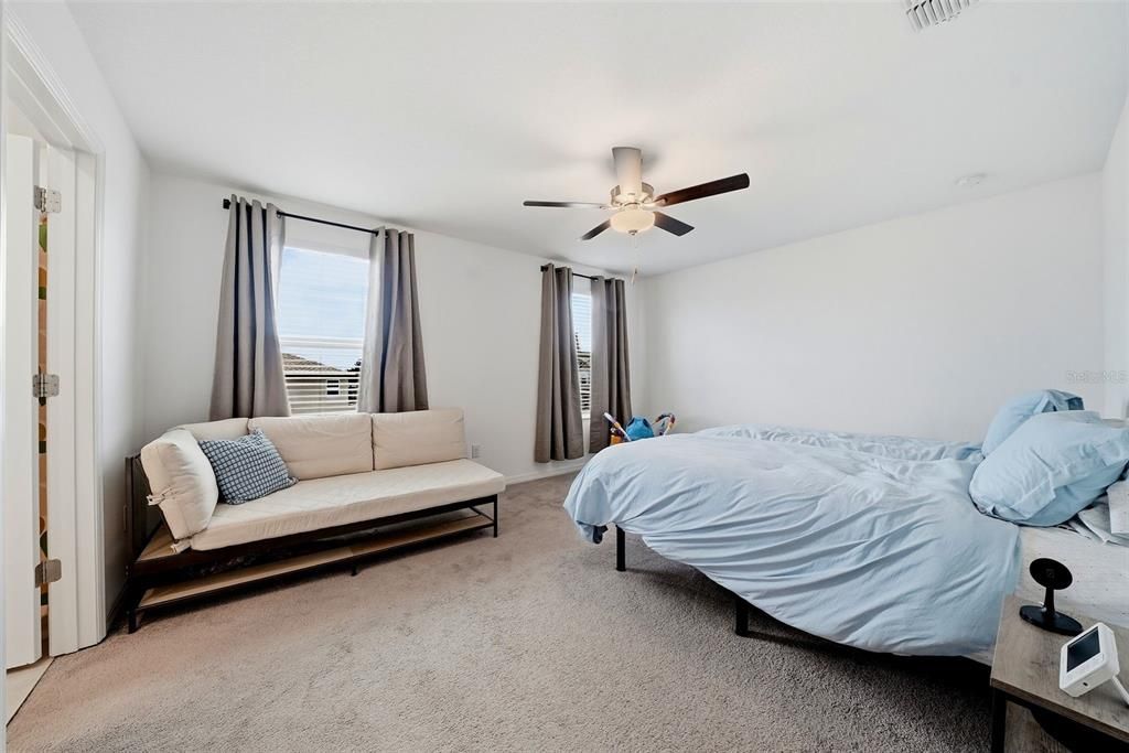 For Sale: $347,000 (4 beds, 2 baths, 1764 Square Feet)