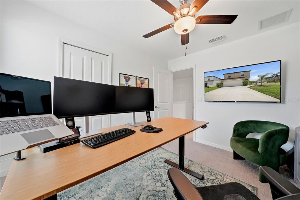 For Sale: $347,000 (4 beds, 2 baths, 1764 Square Feet)