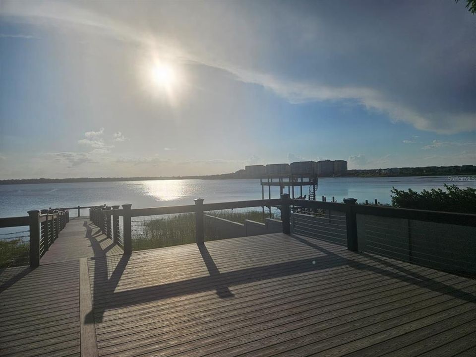 For Sale: $255,900 (2 beds, 2 baths, 1003 Square Feet)