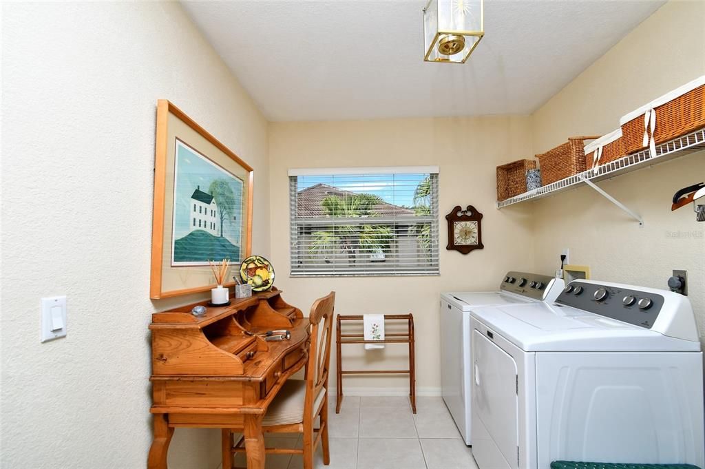 For Sale: $475,000 (3 beds, 2 baths, 2080 Square Feet)
