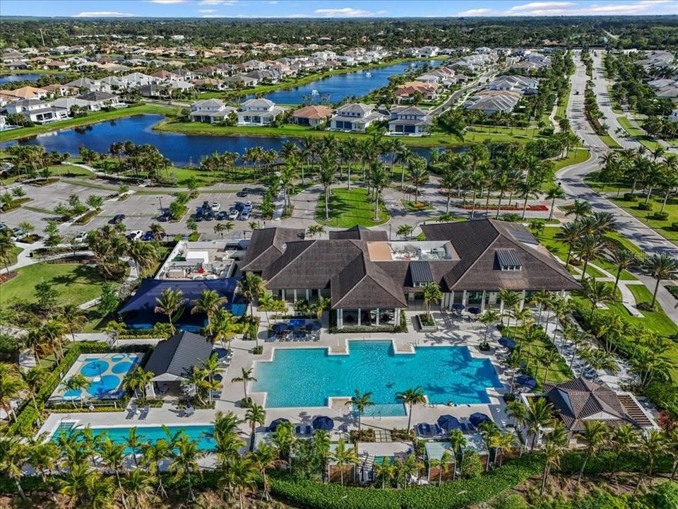 На продажу: $1,749,000 (4 спален, 4 ванн, 4015 Квадратных фут)
