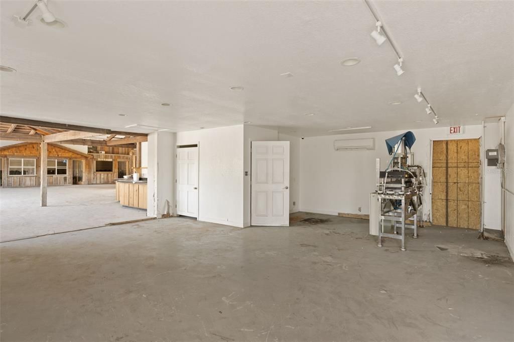 For Sale: $3,625,000 (0 beds, 0 baths, 6500 Square Feet)