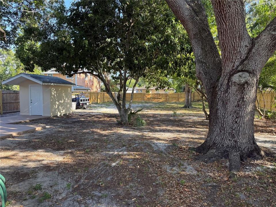 For Sale: $337,000 (2 beds, 1 baths, 1120 Square Feet)