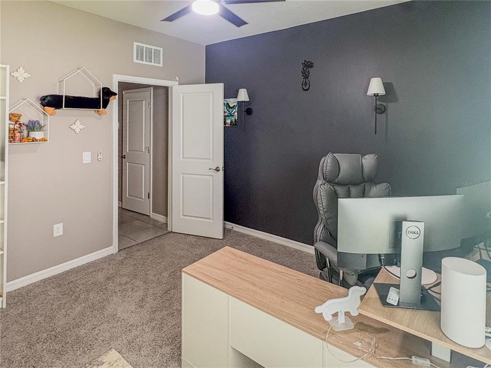 For Rent: $2,850 (4 beds, 2 baths, 1982 Square Feet)