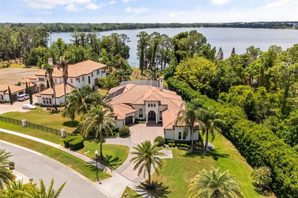 For Sale: $2,949,000 (5 beds, 4 baths, 4010 Square Feet)