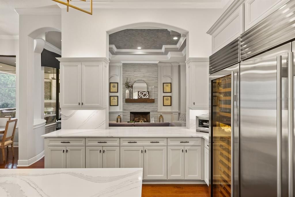 For Sale: $2,949,000 (5 beds, 4 baths, 4010 Square Feet)