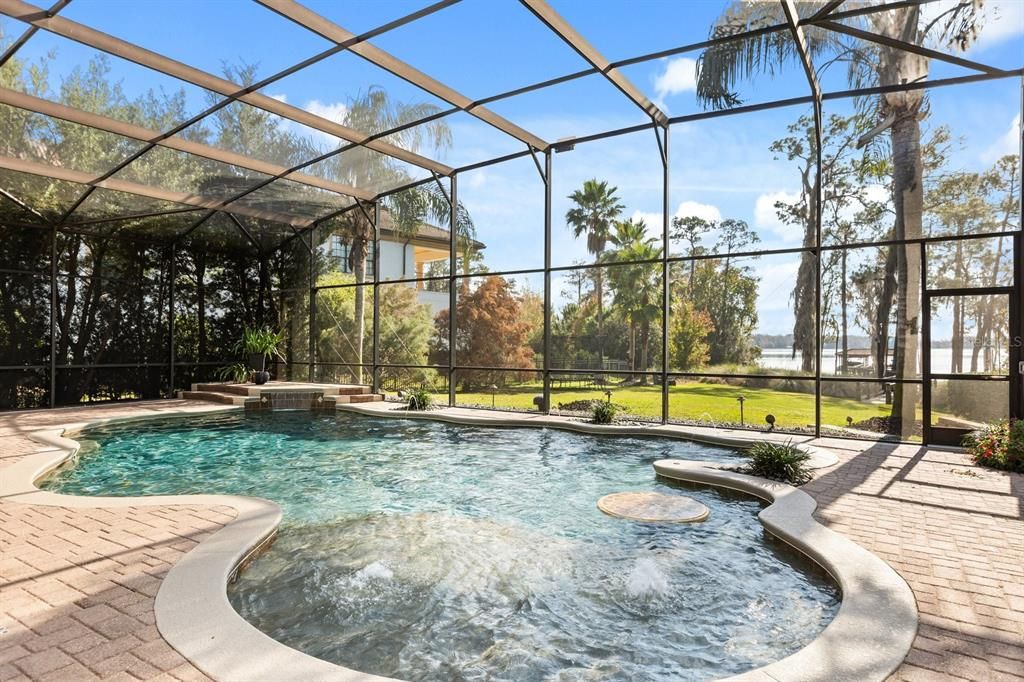 For Sale: $2,949,000 (5 beds, 4 baths, 4010 Square Feet)