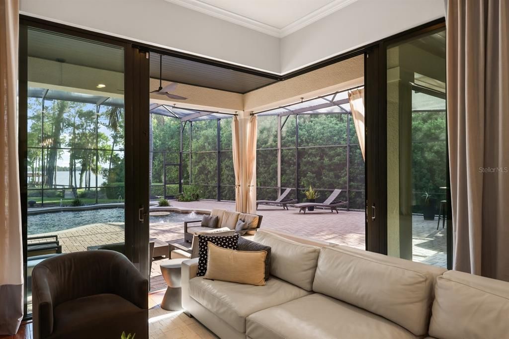 For Sale: $2,949,000 (5 beds, 4 baths, 4010 Square Feet)