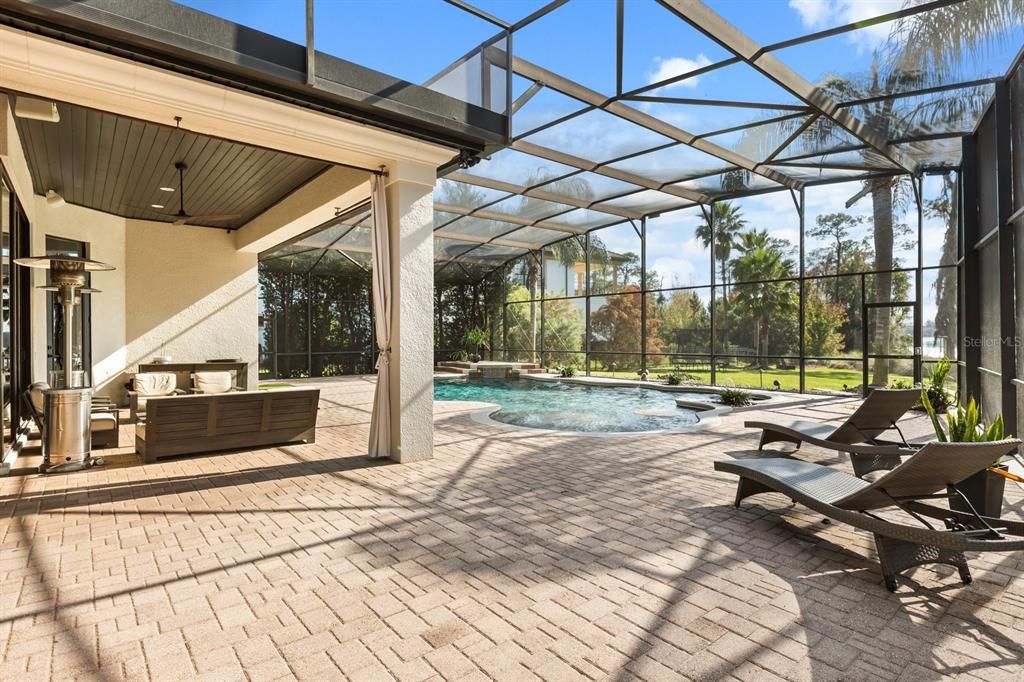 For Sale: $2,949,000 (5 beds, 4 baths, 4010 Square Feet)