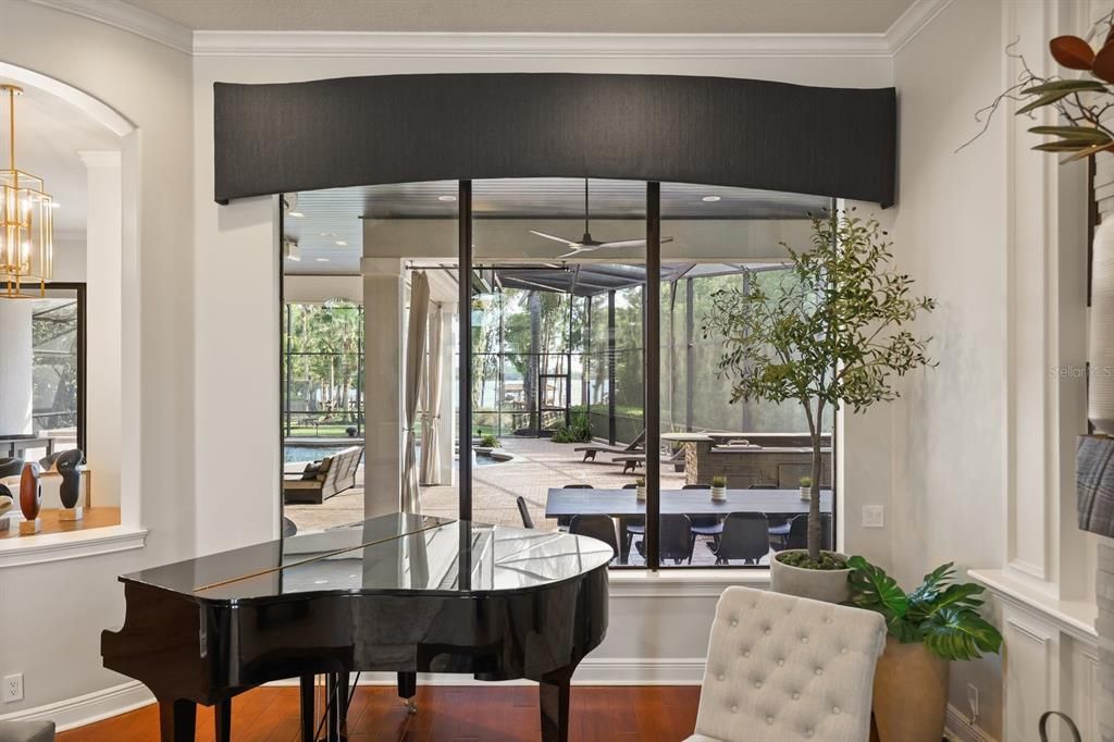 For Sale: $2,949,000 (5 beds, 4 baths, 4010 Square Feet)