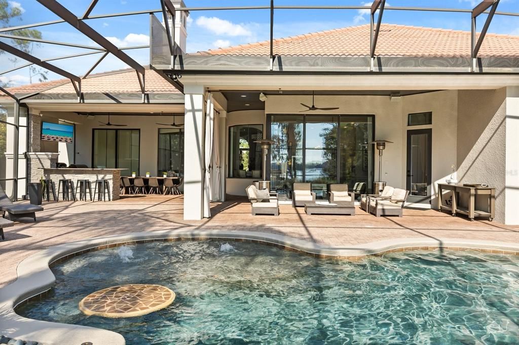 For Sale: $2,949,000 (5 beds, 4 baths, 4010 Square Feet)