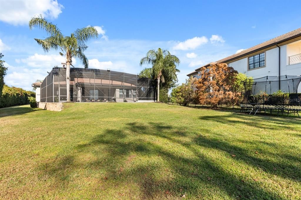 For Sale: $2,949,000 (5 beds, 4 baths, 4010 Square Feet)