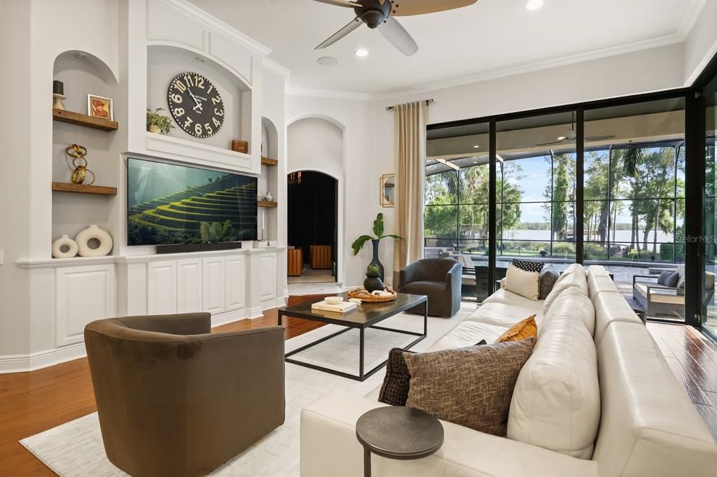 For Sale: $2,949,000 (5 beds, 4 baths, 4010 Square Feet)