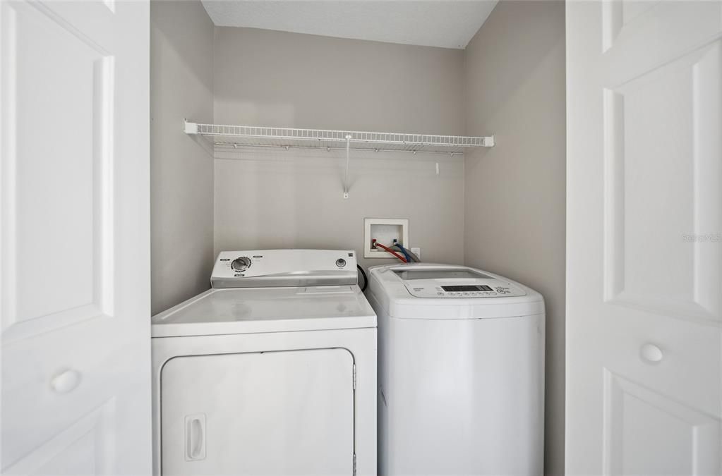 For Sale: $197,900 (3 beds, 2 baths, 1408 Square Feet)