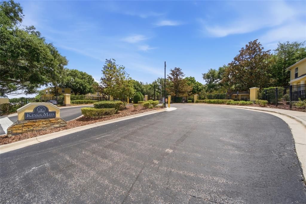 For Sale: $197,900 (3 beds, 2 baths, 1408 Square Feet)