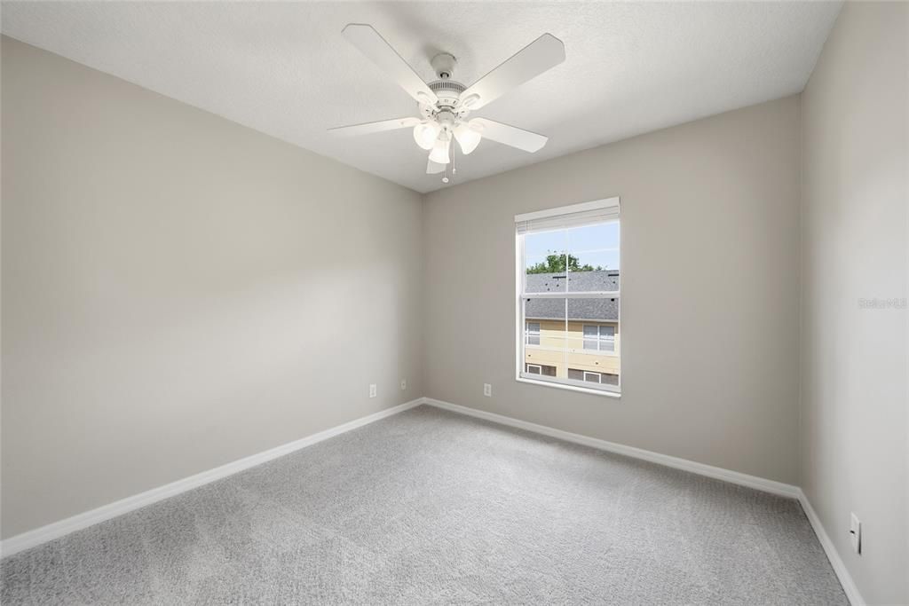 For Sale: $197,900 (3 beds, 2 baths, 1408 Square Feet)