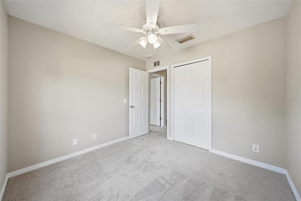 For Sale: $197,900 (3 beds, 2 baths, 1408 Square Feet)