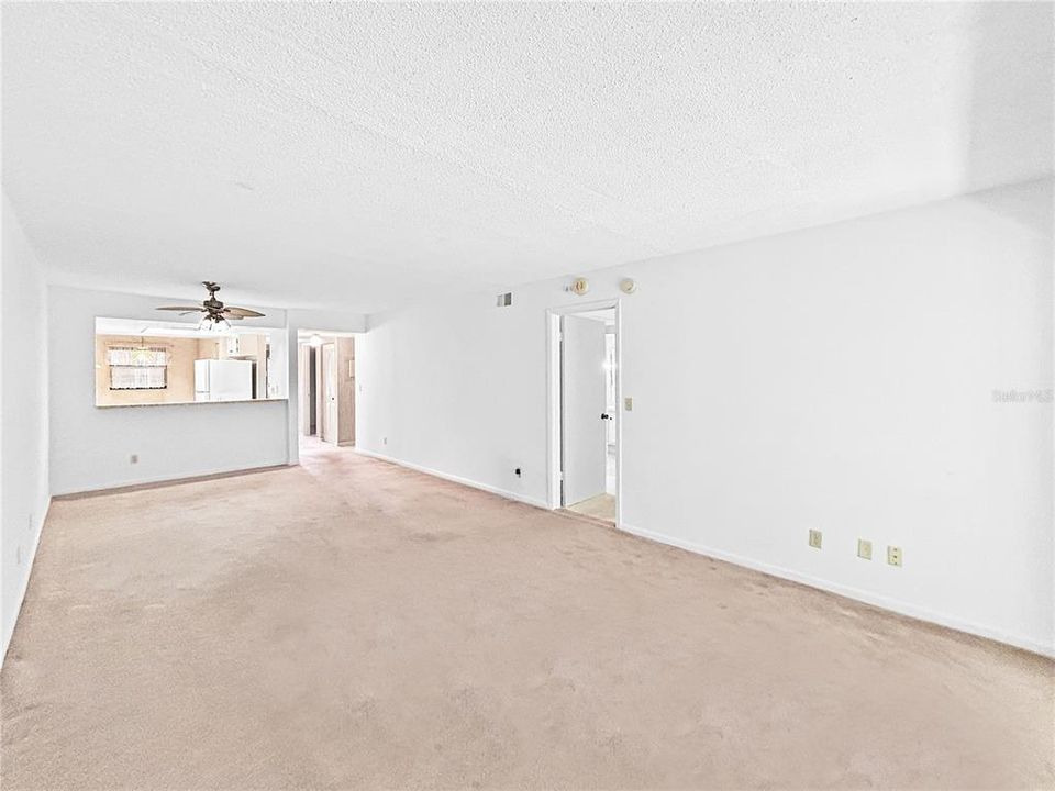 For Sale: $149,900 (2 beds, 2 baths, 1105 Square Feet)