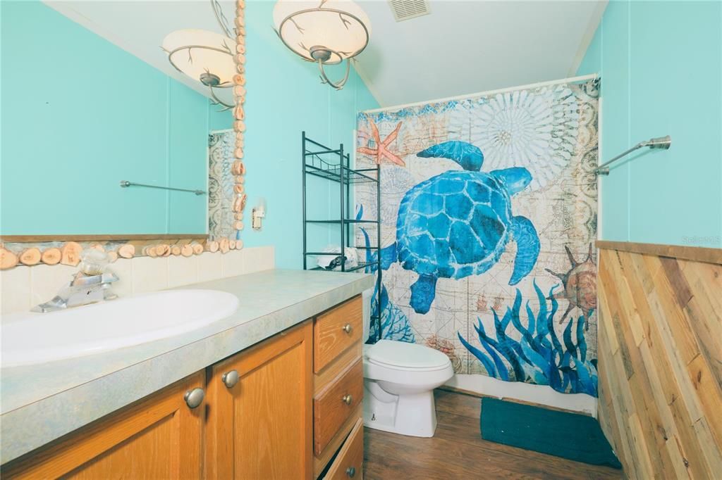 For Sale: $269,000 (4 beds, 2 baths, 2337 Square Feet)