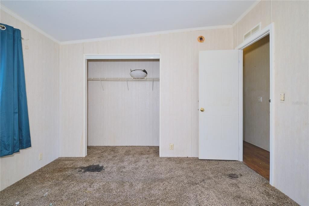 For Sale: $269,000 (4 beds, 2 baths, 2337 Square Feet)