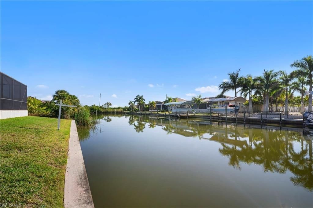En Venta: $929,900 (3 camas, 3 baños, 2361 Pies cuadrados)