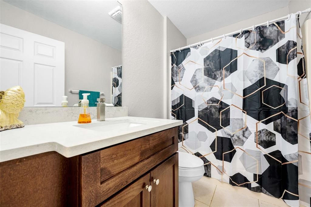 Active With Contract: $285,000 (3 beds, 2 baths, 1459 Square Feet)