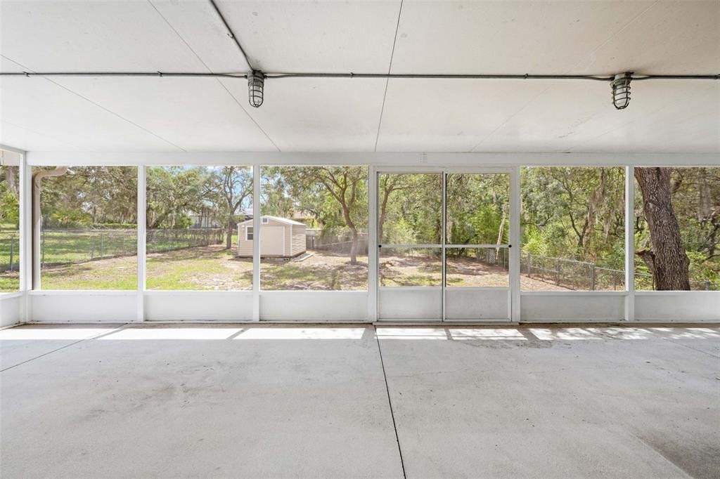 Active With Contract: $285,000 (3 beds, 2 baths, 1459 Square Feet)