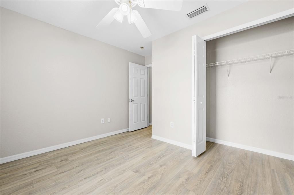 Active With Contract: $285,000 (3 beds, 2 baths, 1459 Square Feet)
