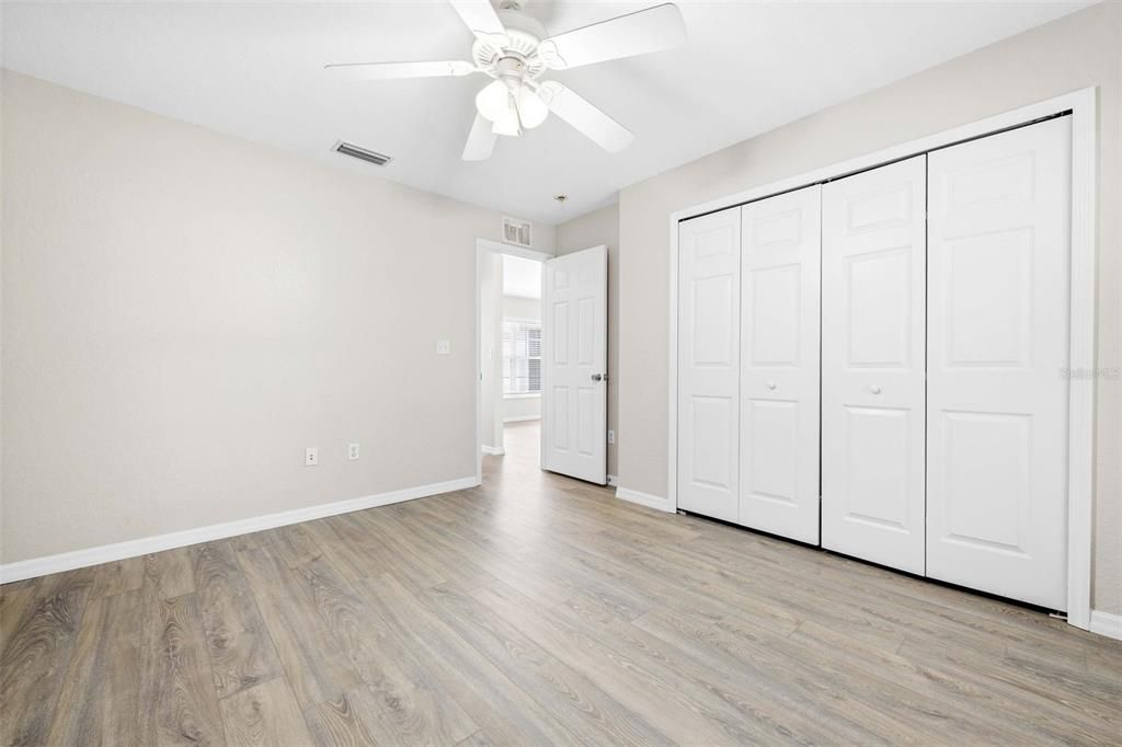 Active With Contract: $285,000 (3 beds, 2 baths, 1459 Square Feet)