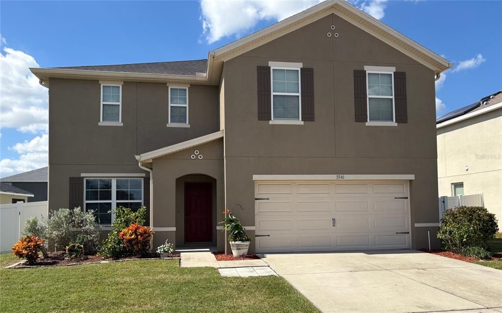 For Sale: $339,900 (4 beds, 2 baths, 2505 Square Feet)