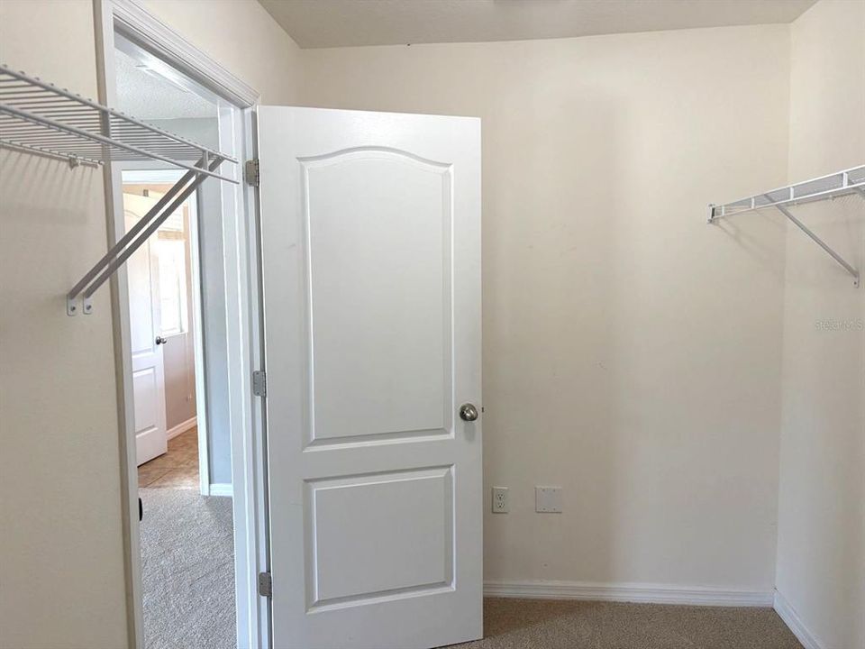 For Sale: $339,900 (4 beds, 2 baths, 2505 Square Feet)