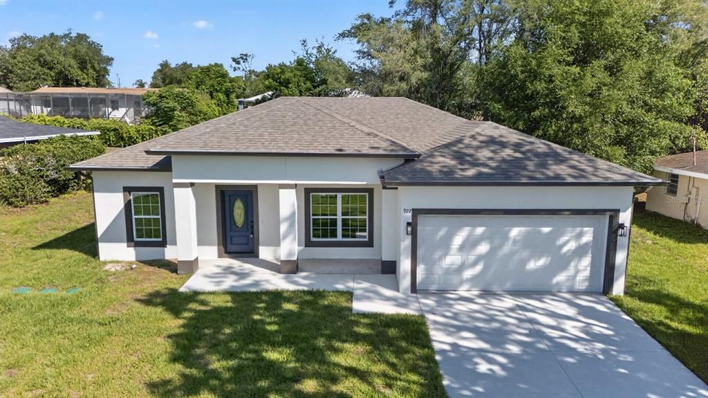For Rent: $2,200 (3 beds, 2 baths, 1413 Square Feet)