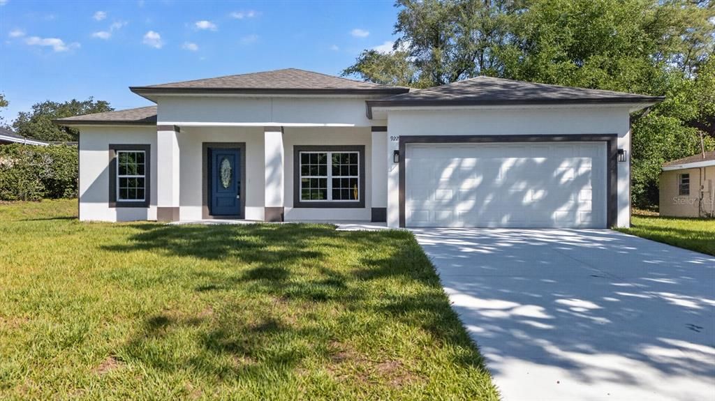 For Rent: $2,200 (3 beds, 2 baths, 1413 Square Feet)